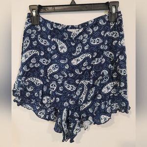 Patrons of peace print short Small size Blue and  white NWT